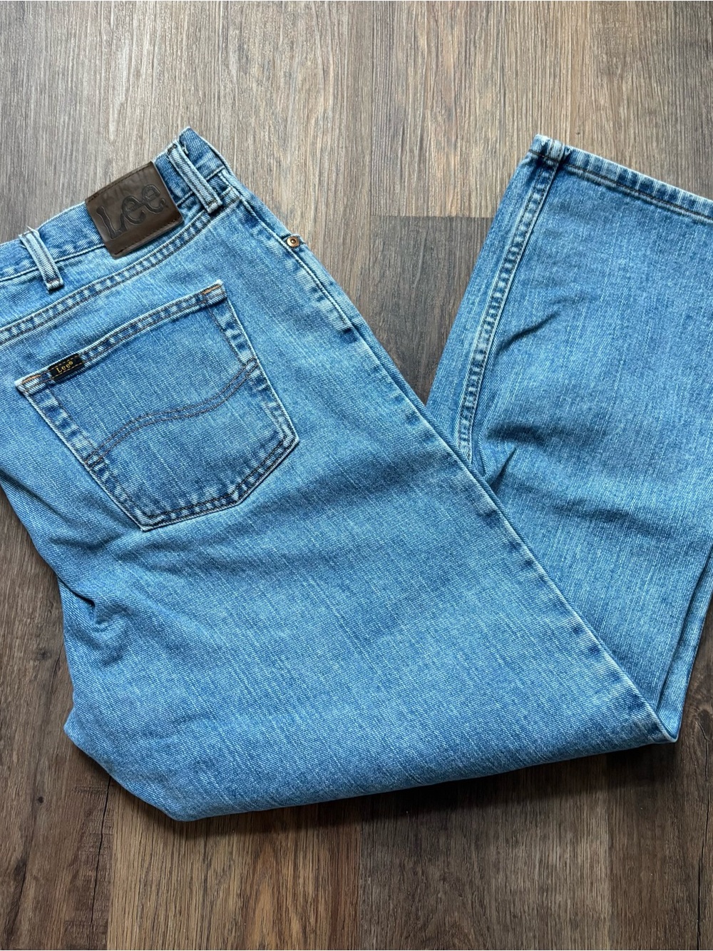 Lee Men’s Light Wash Blue Straight Leg Baggy Jeans Size 42 x 29